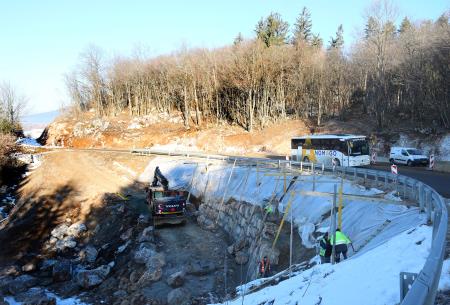 REKONSTRUKCIJA CESTE GRAHOVO BLOŠKA POLICA 05 FOTO LJUBO VUKELIČ